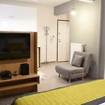Heliconia Deluxe Apt Must