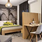 Heliconia Deluxe Apt Must
